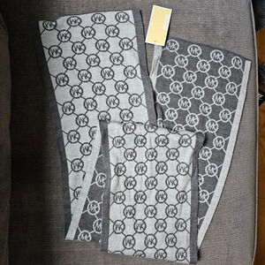 Michael Michael Kors Women's Gray Signature Logo Infinity Scarf One Size